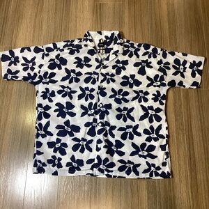 Boss Roan Kent Men’s Navy‎ & White Floral Button-Up Shirt – Size L – Pre-Owned